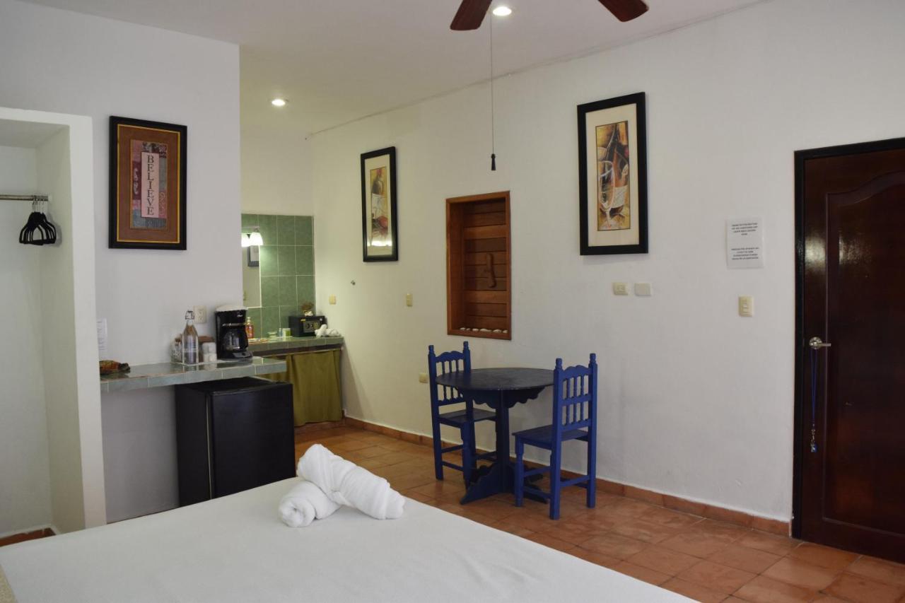 Hotel Boutique Skulls Landing Исла-Мухерес Экстерьер фото