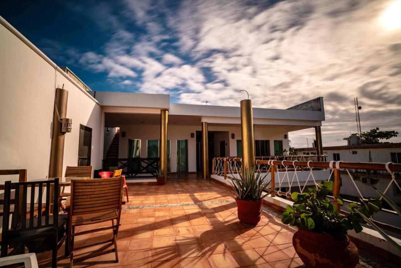 Hotel Boutique Skulls Landing Исла-Мухерес Экстерьер фото