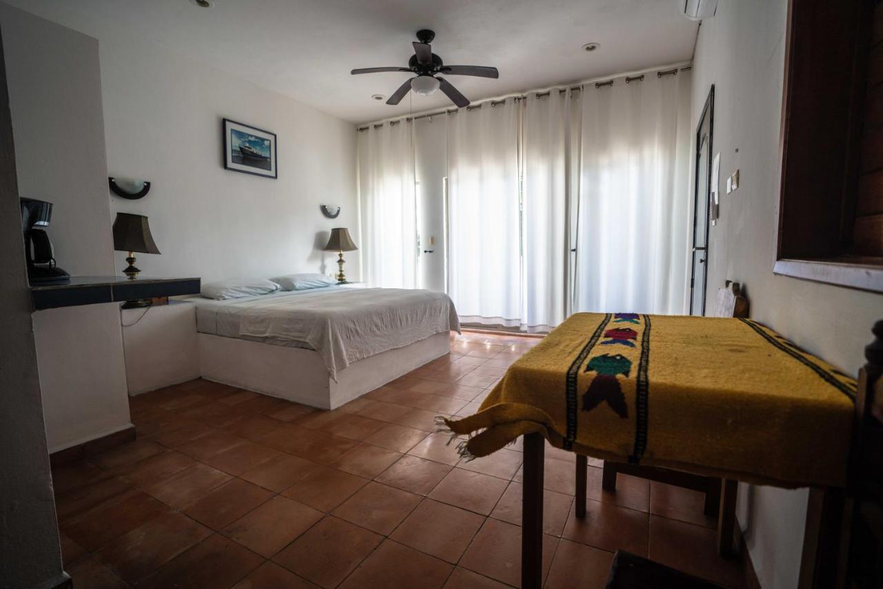 Hotel Boutique Skulls Landing Исла-Мухерес Экстерьер фото