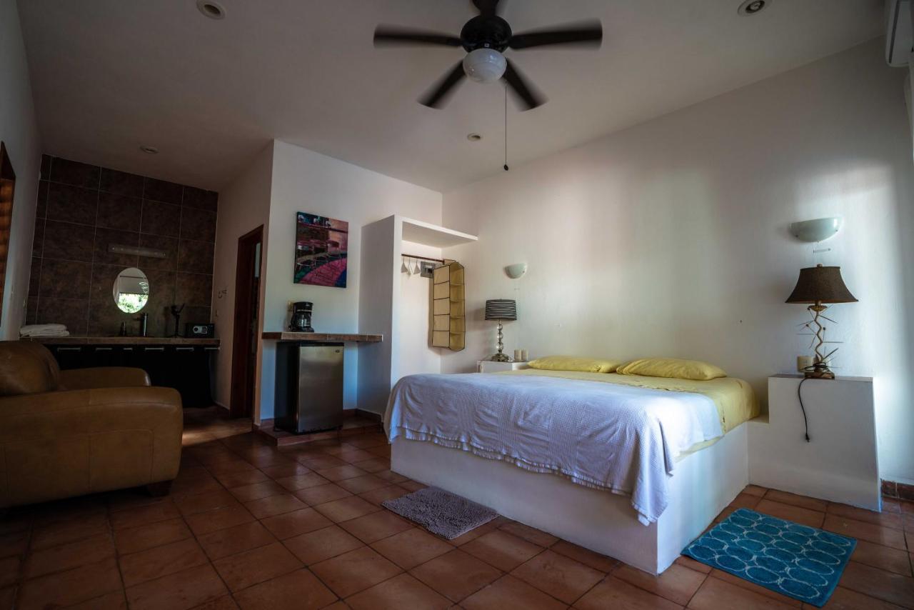 Hotel Boutique Skulls Landing Исла-Мухерес Экстерьер фото