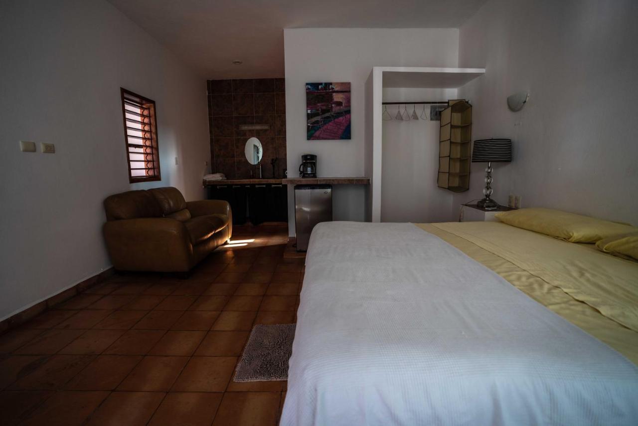 Hotel Boutique Skulls Landing Исла-Мухерес Экстерьер фото